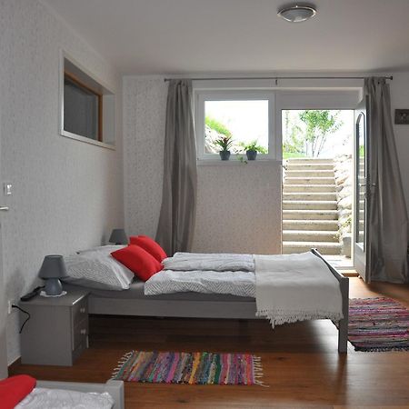 Apartma Romana Spodnji Otok Exterior foto
