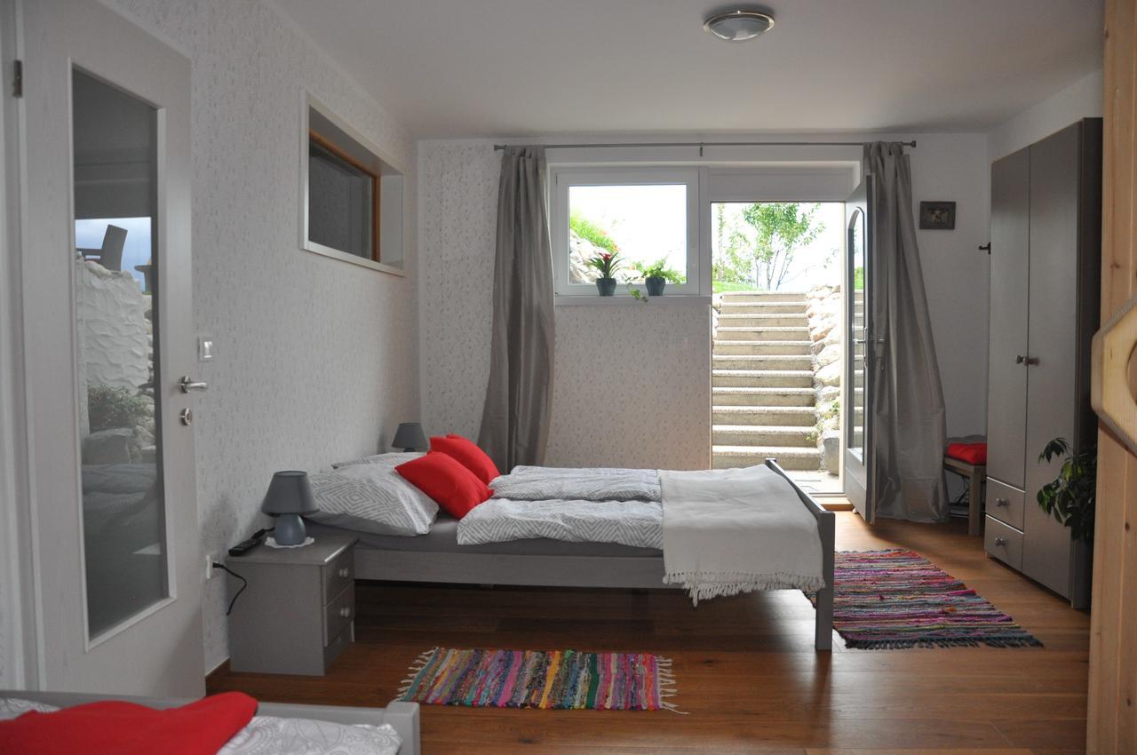 Apartma Romana Spodnji Otok Exterior foto